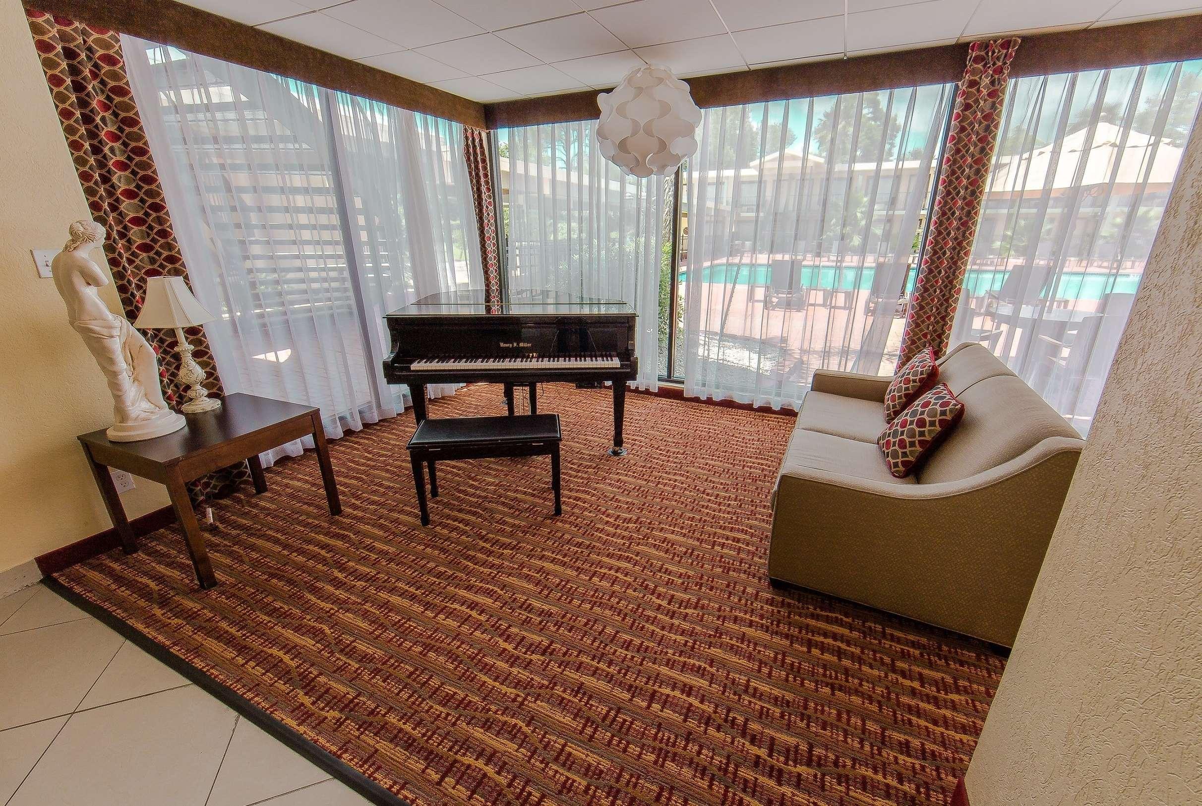 Hotel Ramada By Wyndham Houston Intercontinental Airport East Humble Exteriér fotografie